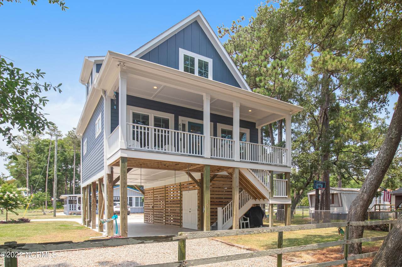 681 Forest Drive - Photo 1