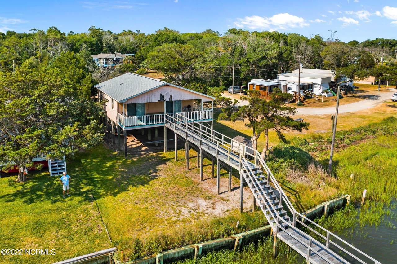 1425 Cedar Landing Road - Photo 1