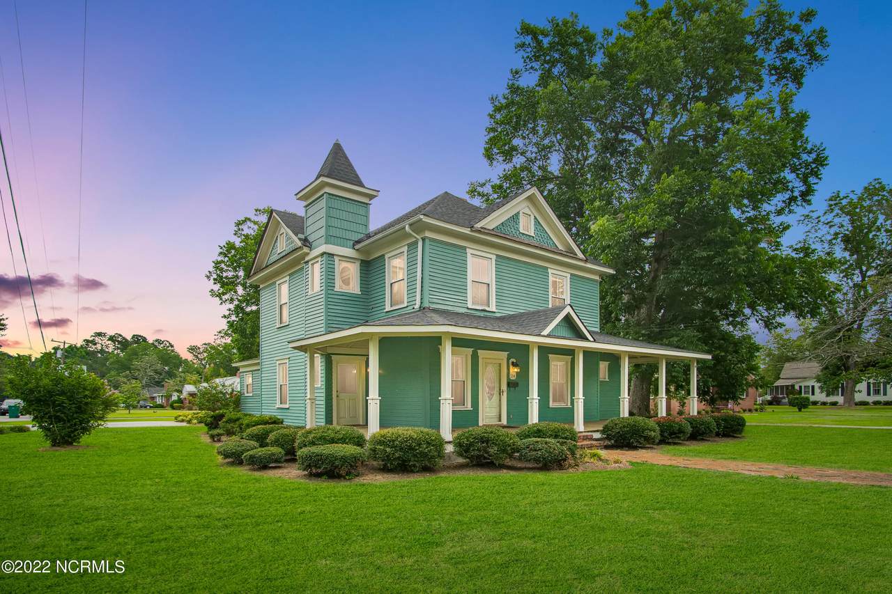 214 Elm Street - Photo 1
