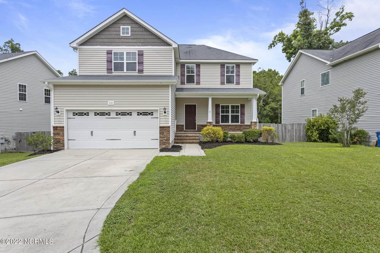 212 Peggys Trace - Photo 1