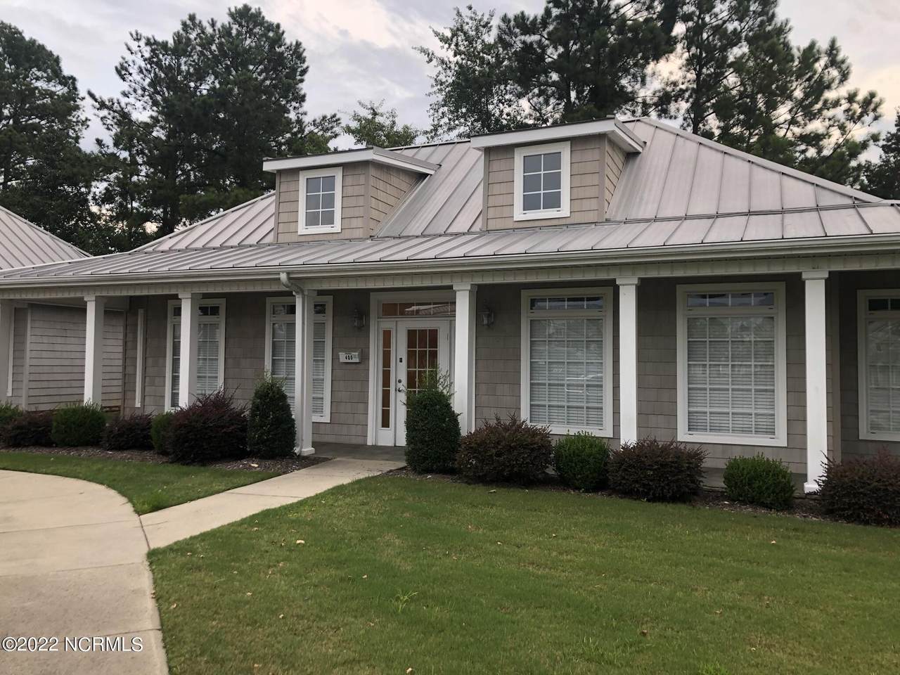 400 Magnolia Square Court - Photo 1