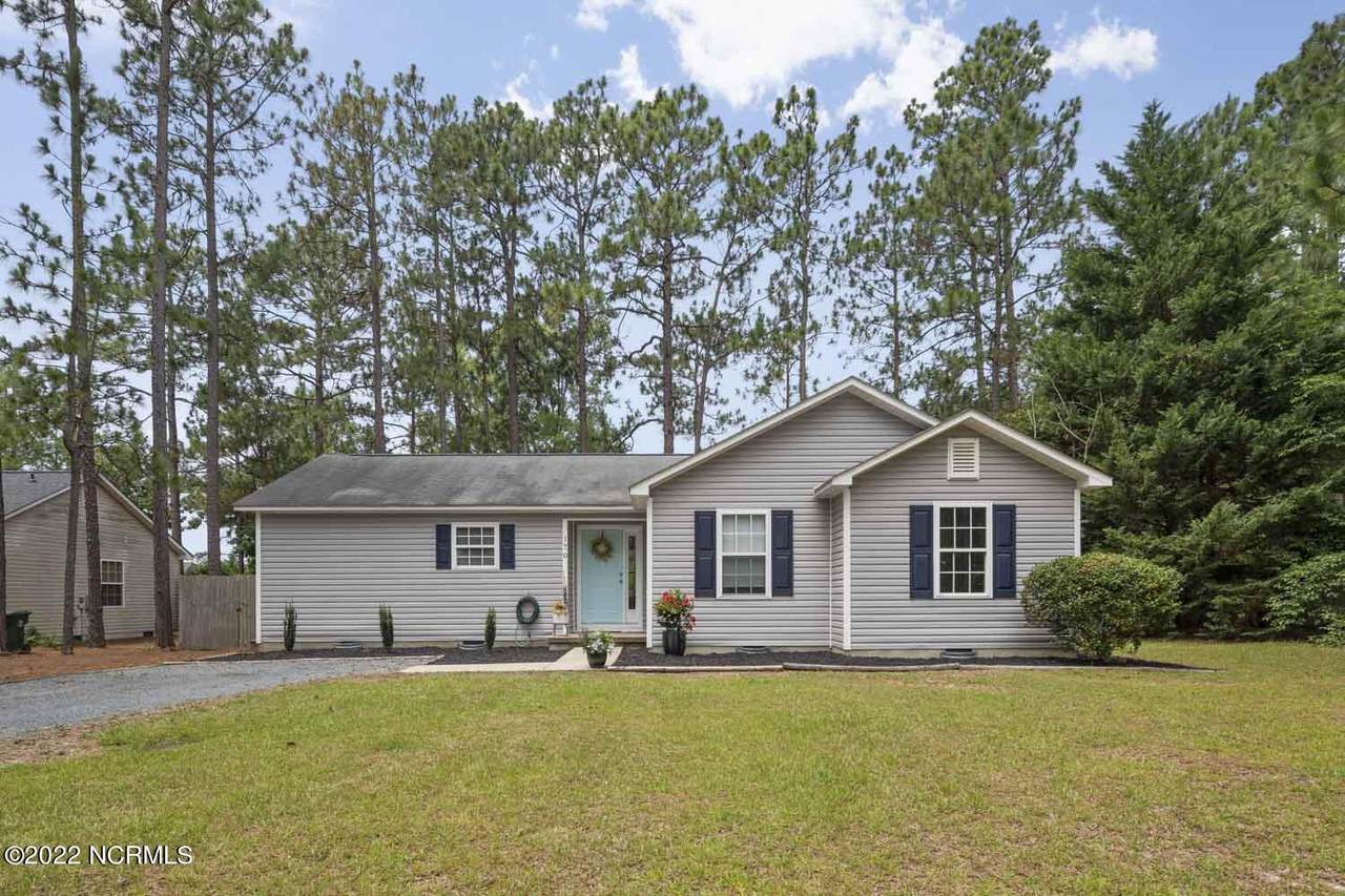 170 Woodgreen Drive - Photo 1