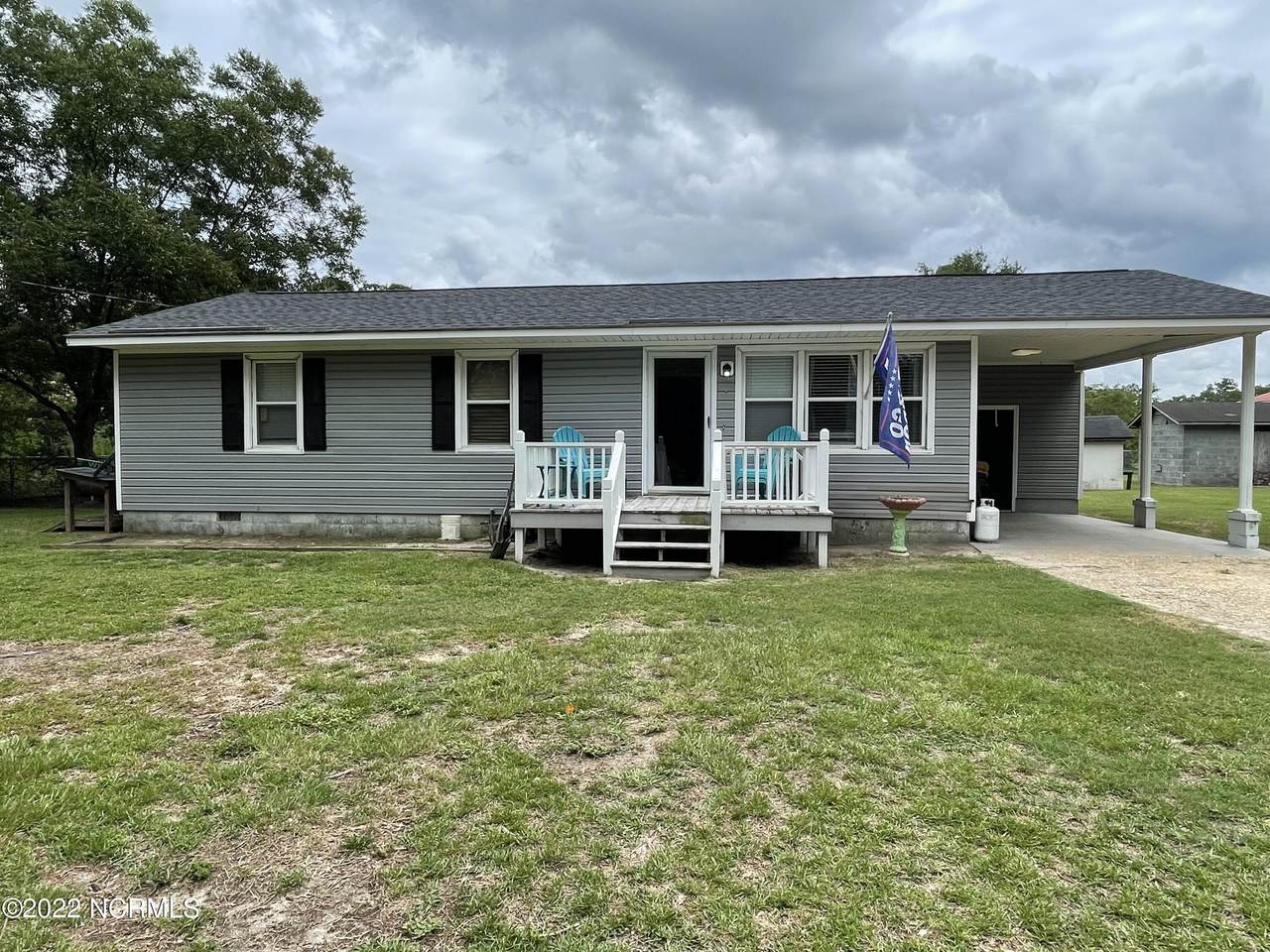 1694 Balfour Road - Photo 1
