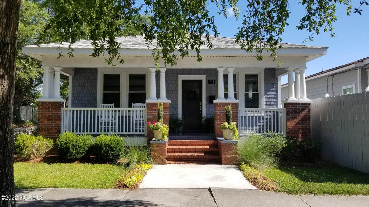 711 Nun Street - Photo 1
