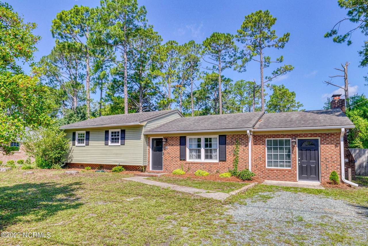 525 Harris Road - Photo 1