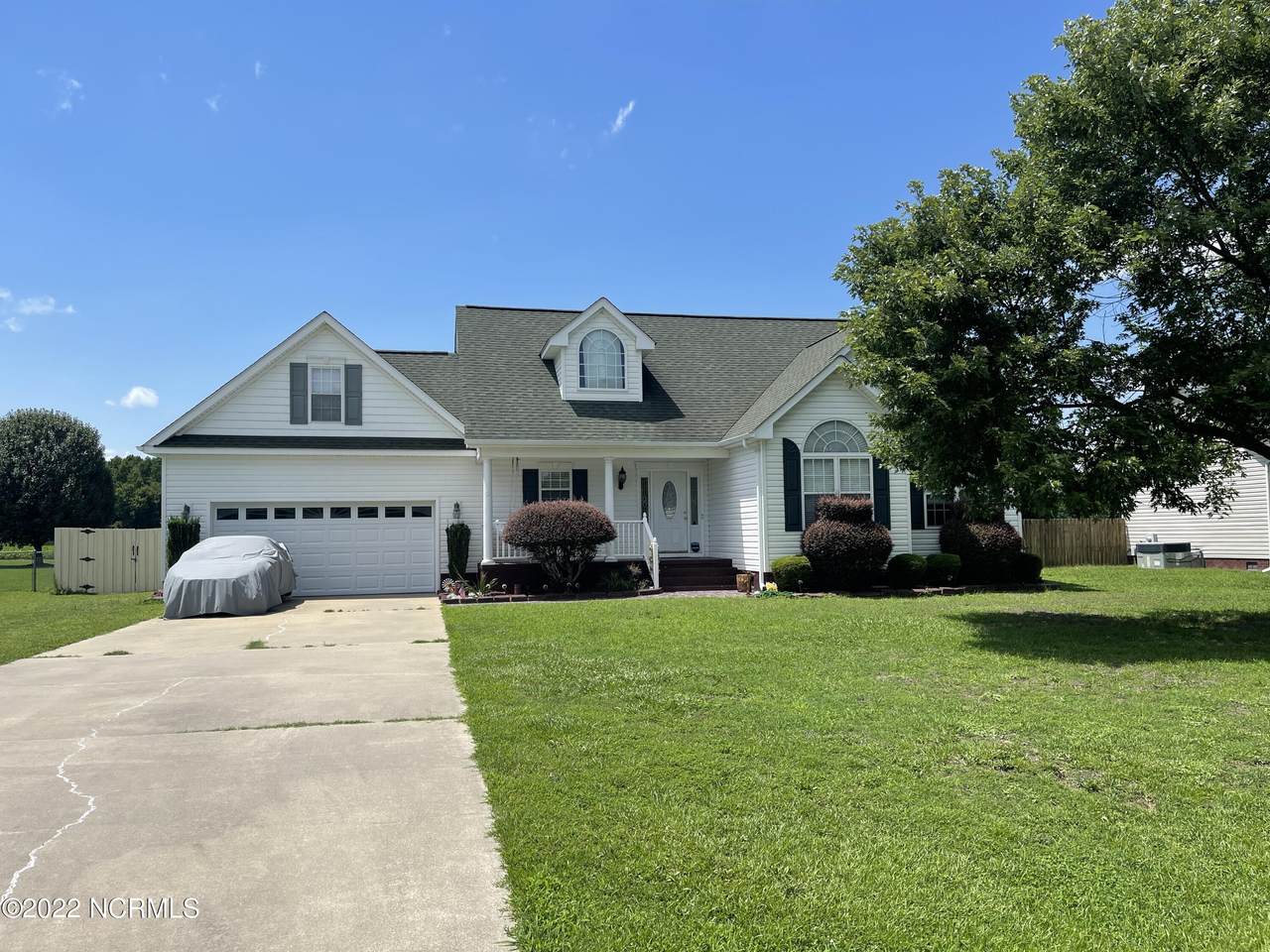 119 Willowbrook Drive - Photo 1