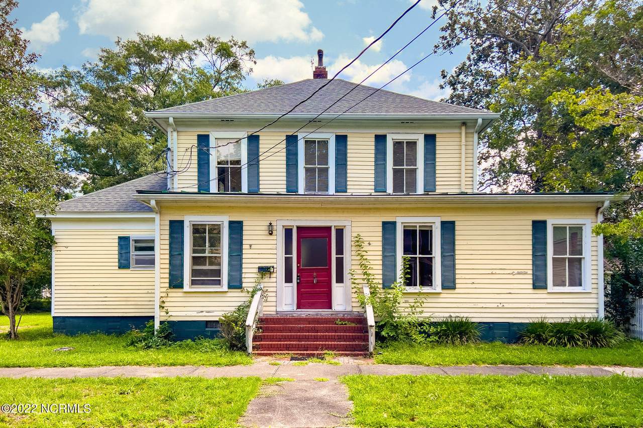 1206 Pasteur Street - Photo 1