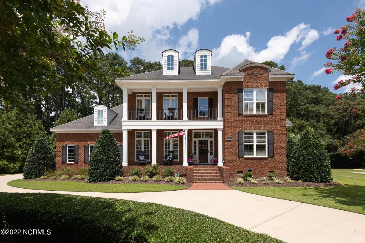 532 Westminster Circle - Photo 1