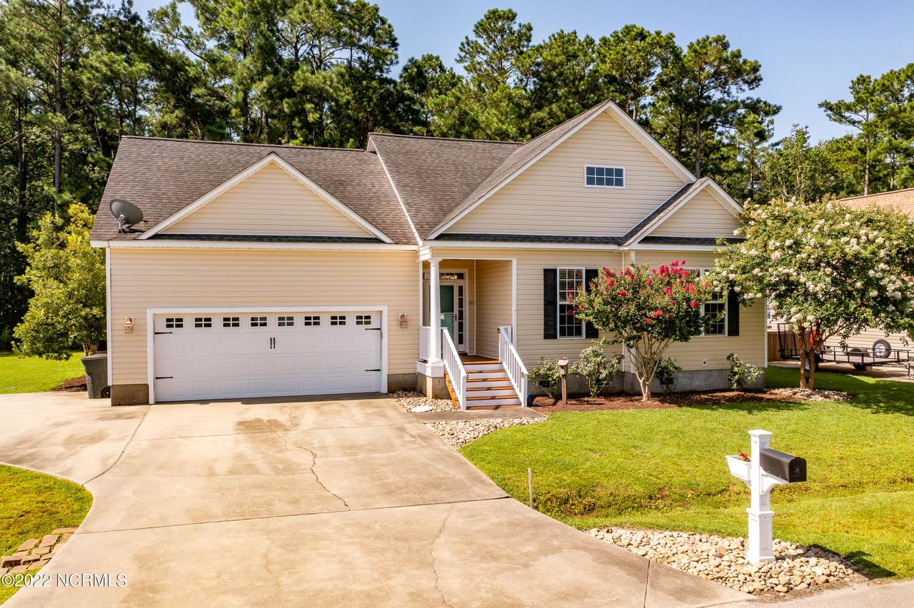 111 Madison Bay Drive - Photo 1