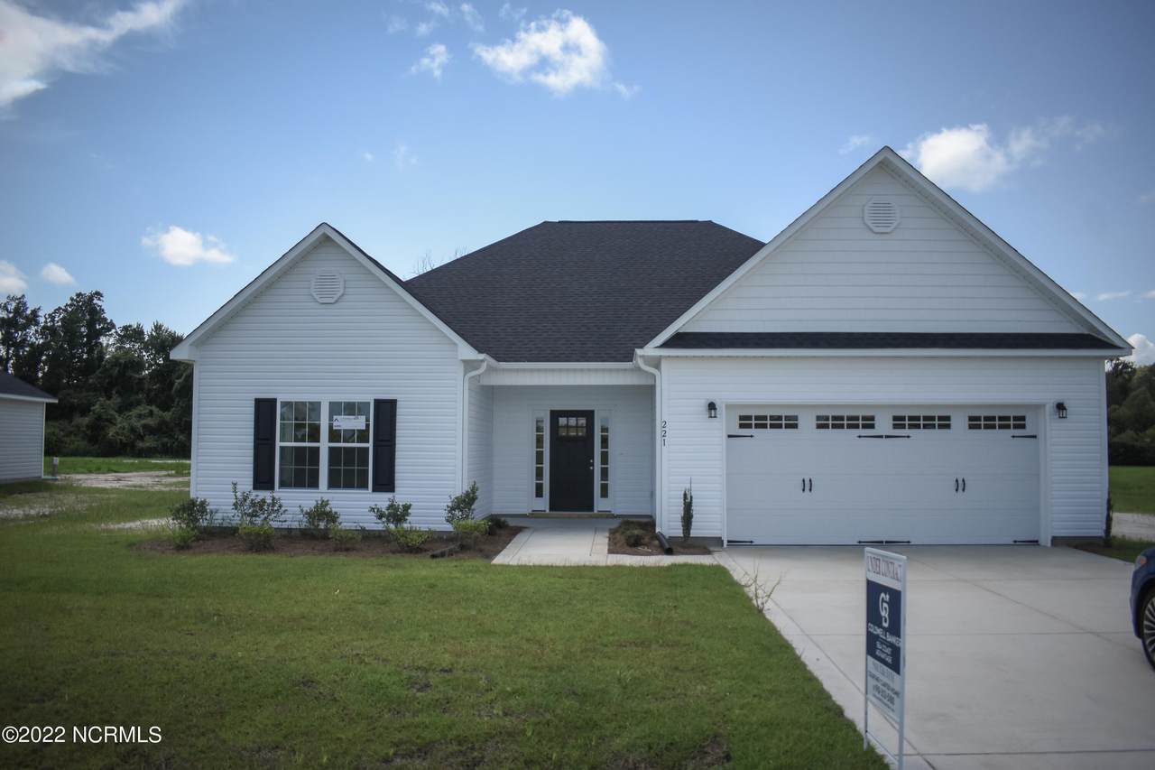 215 Village Creek Drive - Photo 1