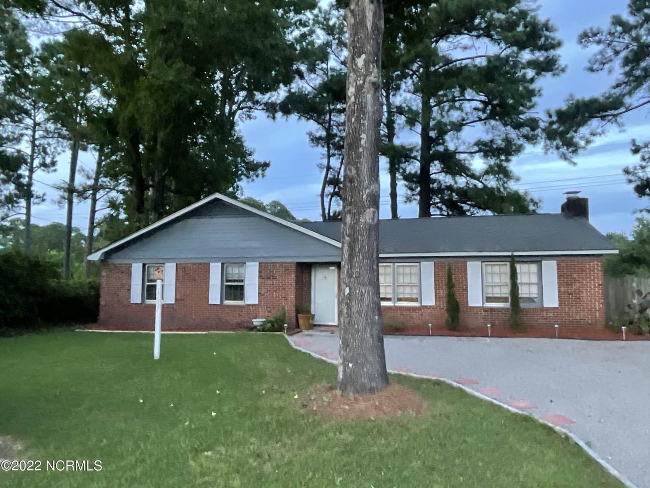 4657 Norwich Road - Photo 1