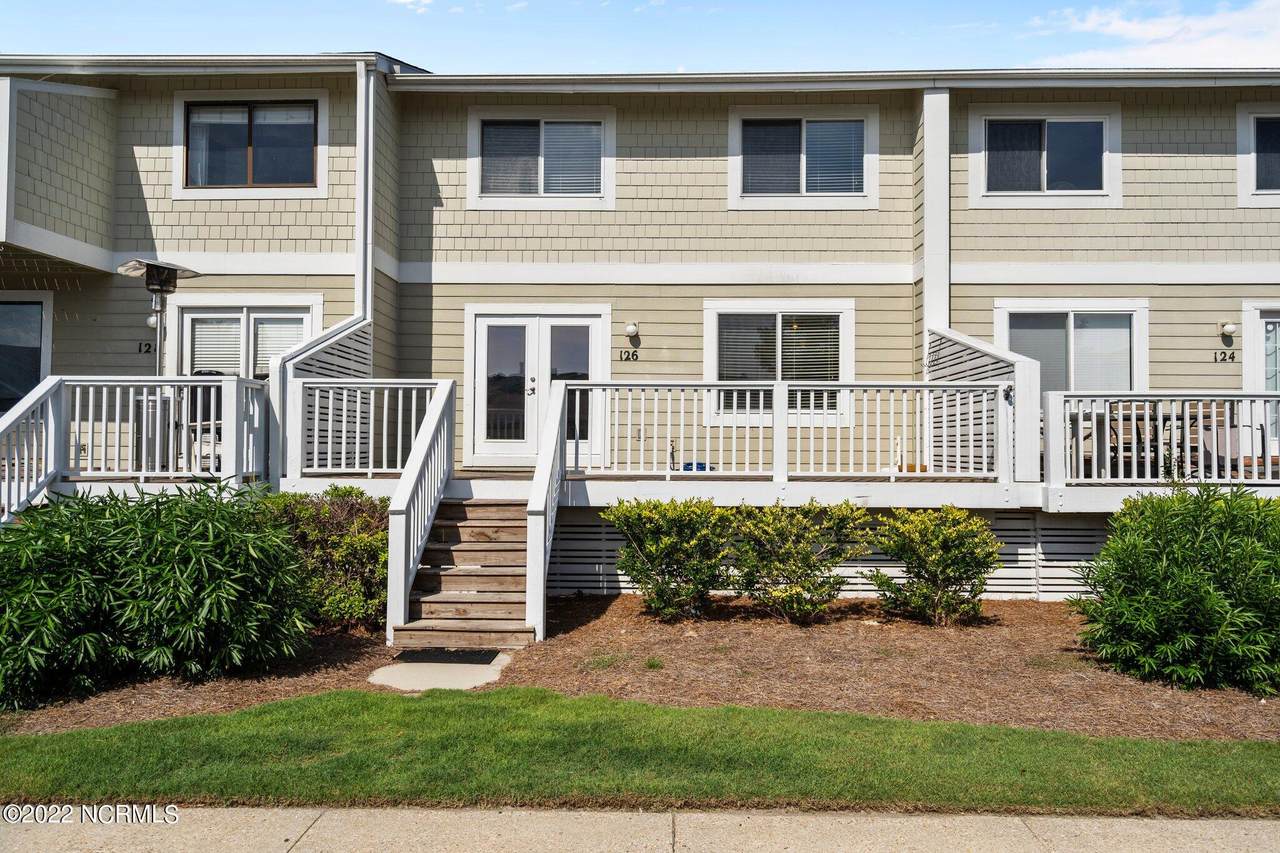 126 Driftwood Court - Photo 1