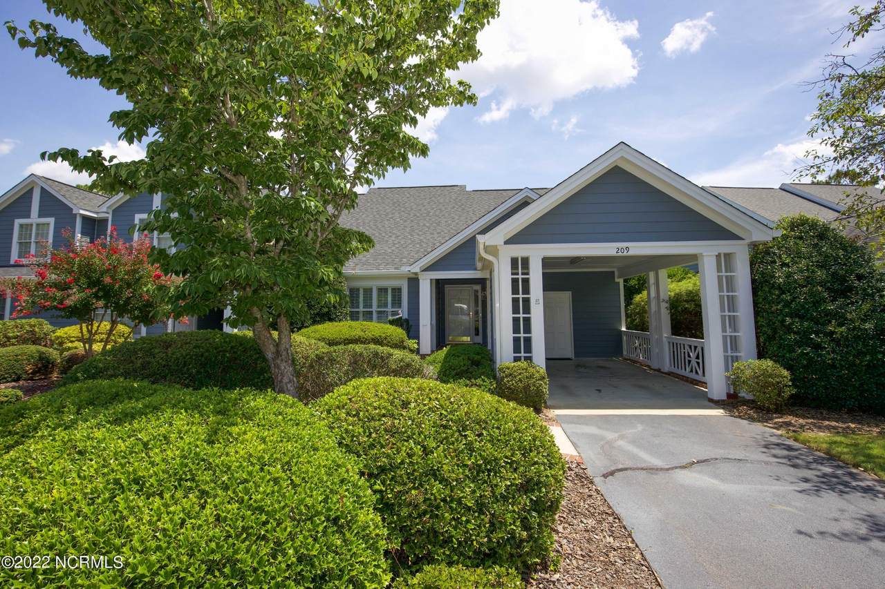 209 Knoll Road - Photo 1
