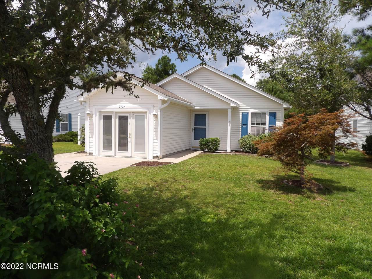 7404 Huckleberry Lane - Photo 1