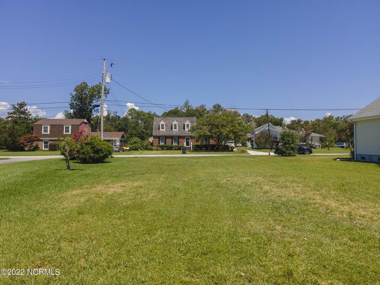 215 Vine Street - Photo 1