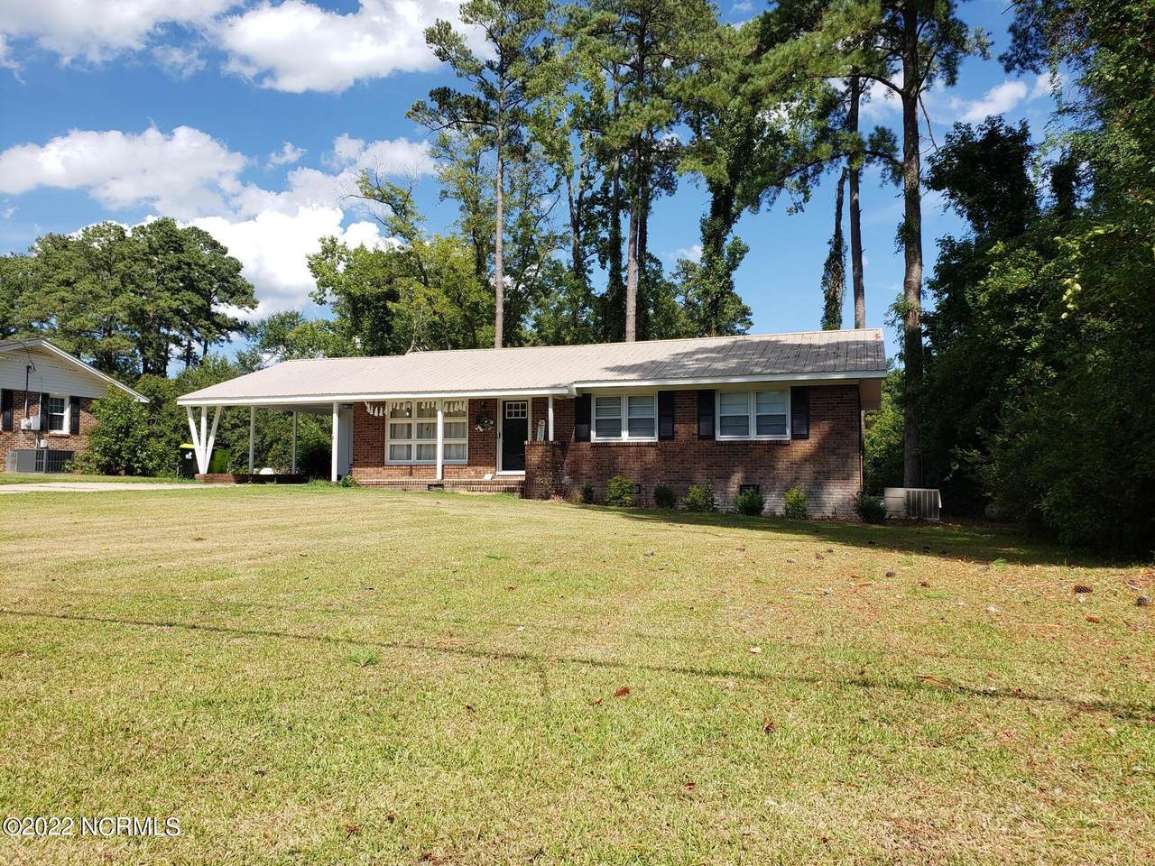 1108 Mary Lane - Photo 1