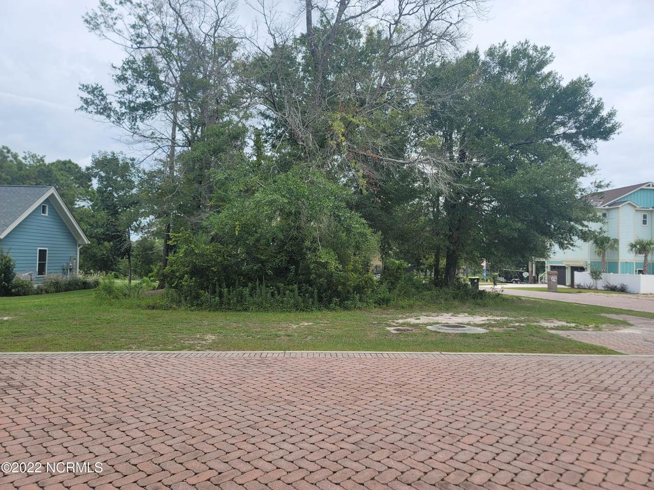 1661 Back Bay Drive - Photo 1
