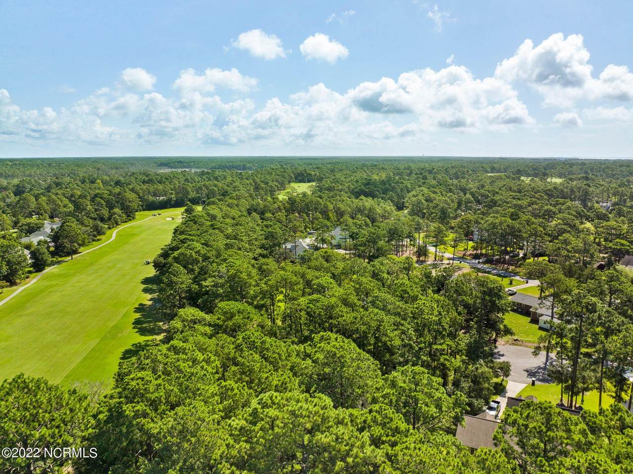 107 Sutton Place - Photo 1