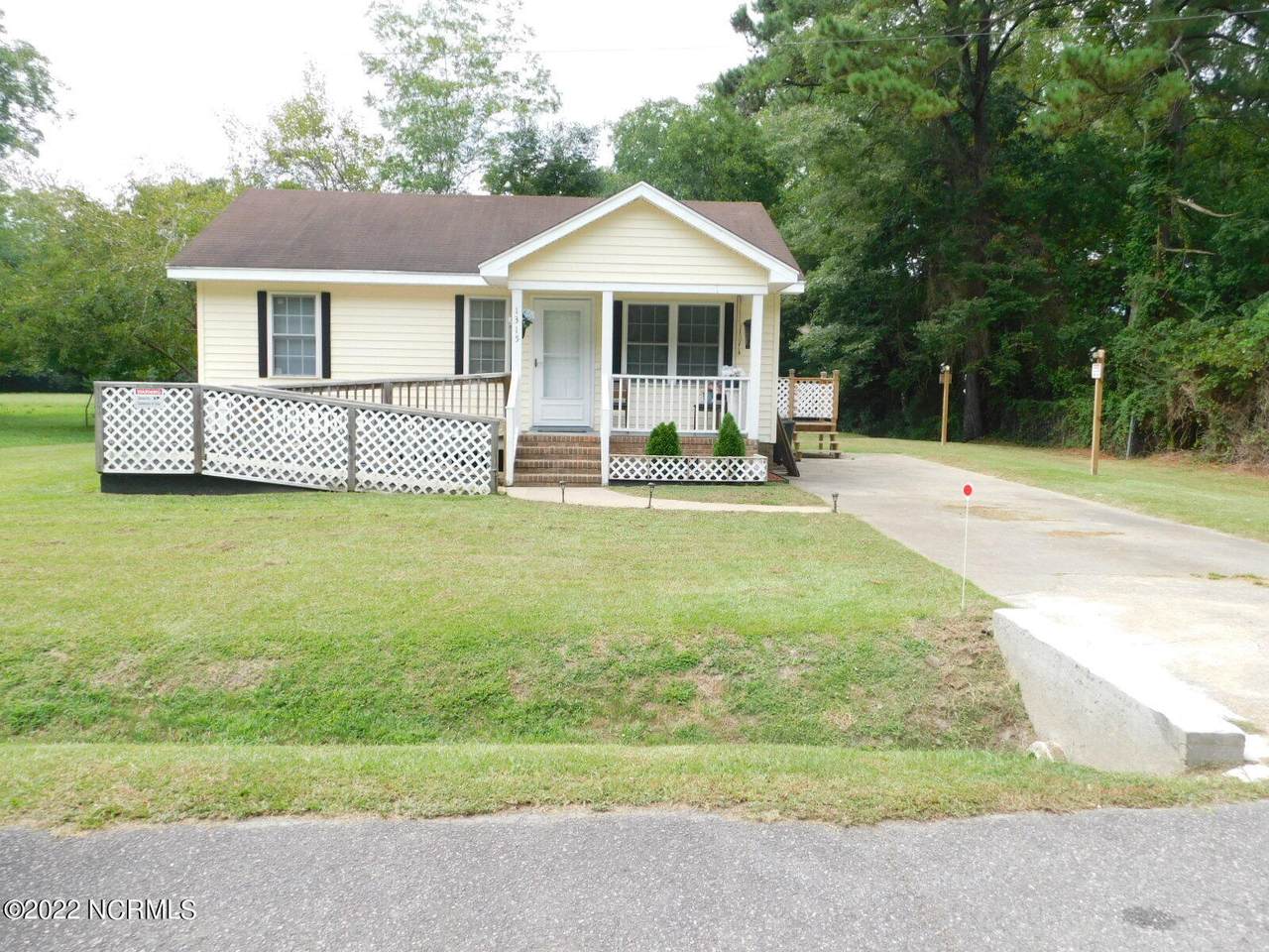 1315 Hoggard Street - Photo 1