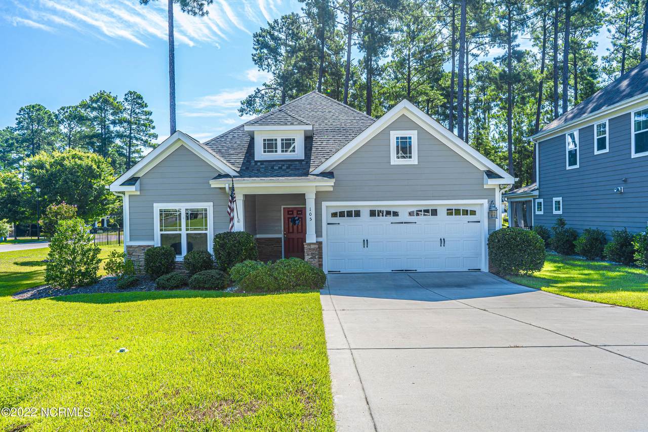 105 Michie Place - Photo 1