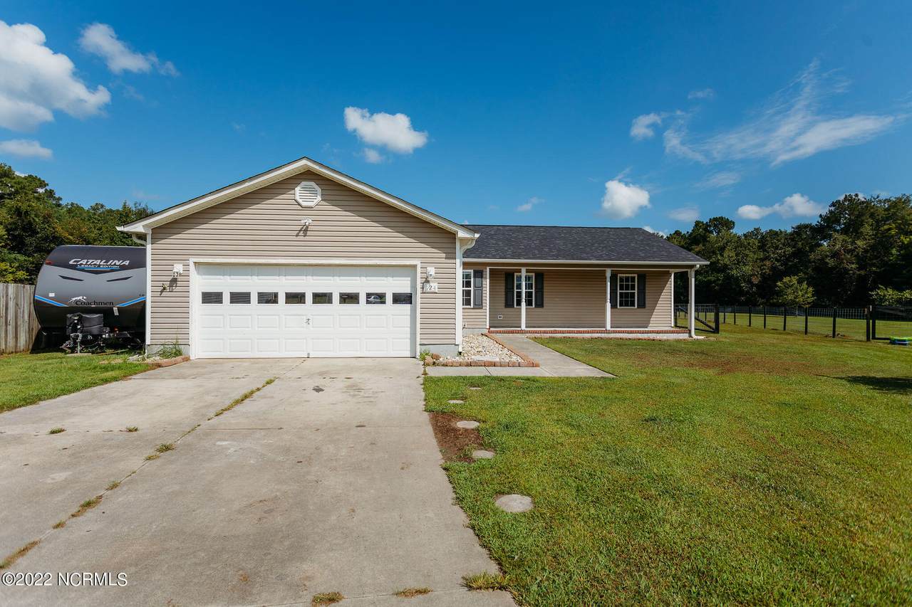 124 Burrell Lane - Photo 1