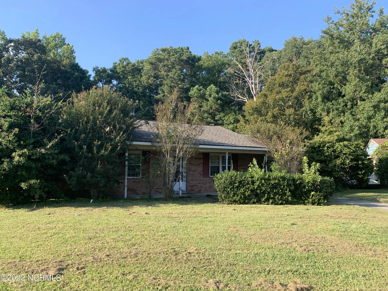 224 White Oak Court - Photo 1