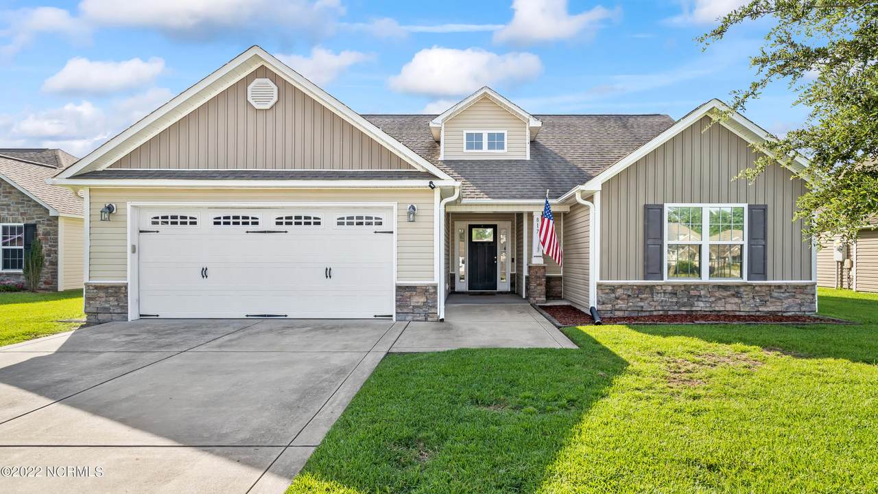 817 Dynasty Drive - Photo 1