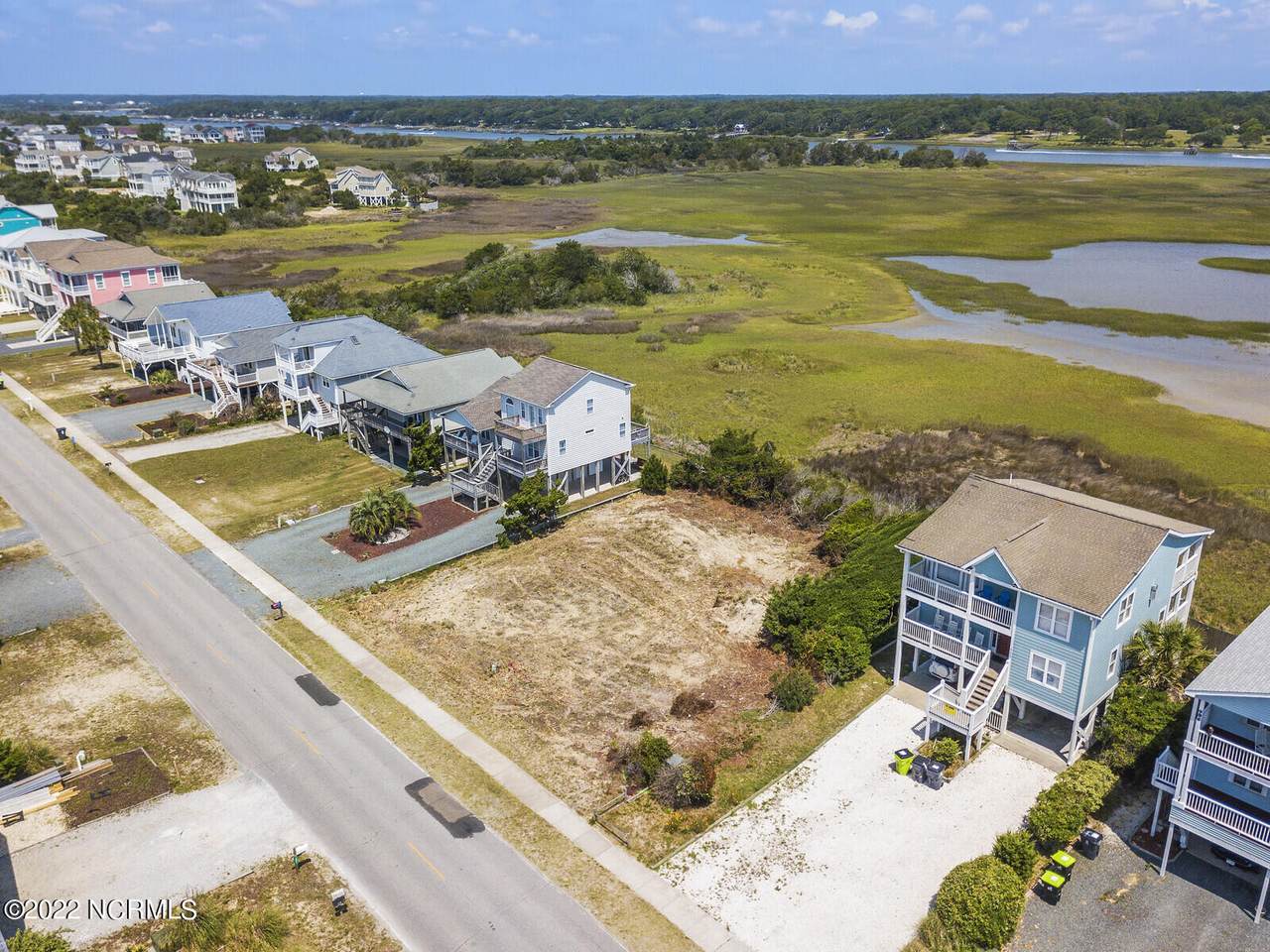 992 Ocean Boulevard - Photo 1