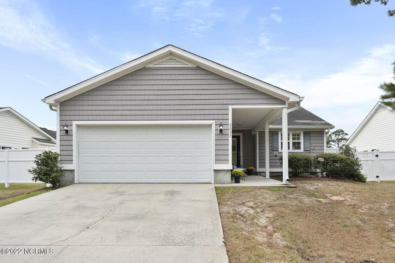 5037 Glen Cove Drive - Photo 1