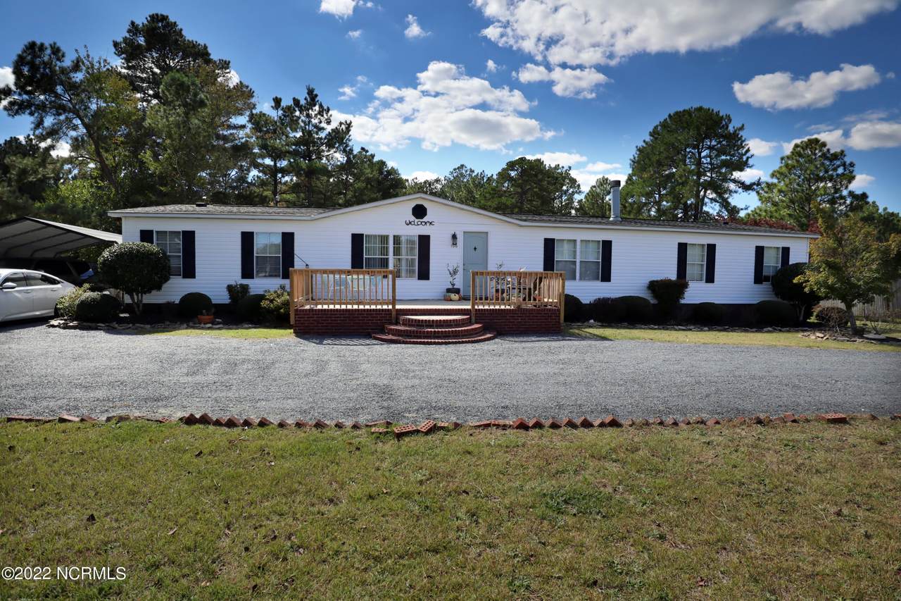 106 Holly Place - Photo 1