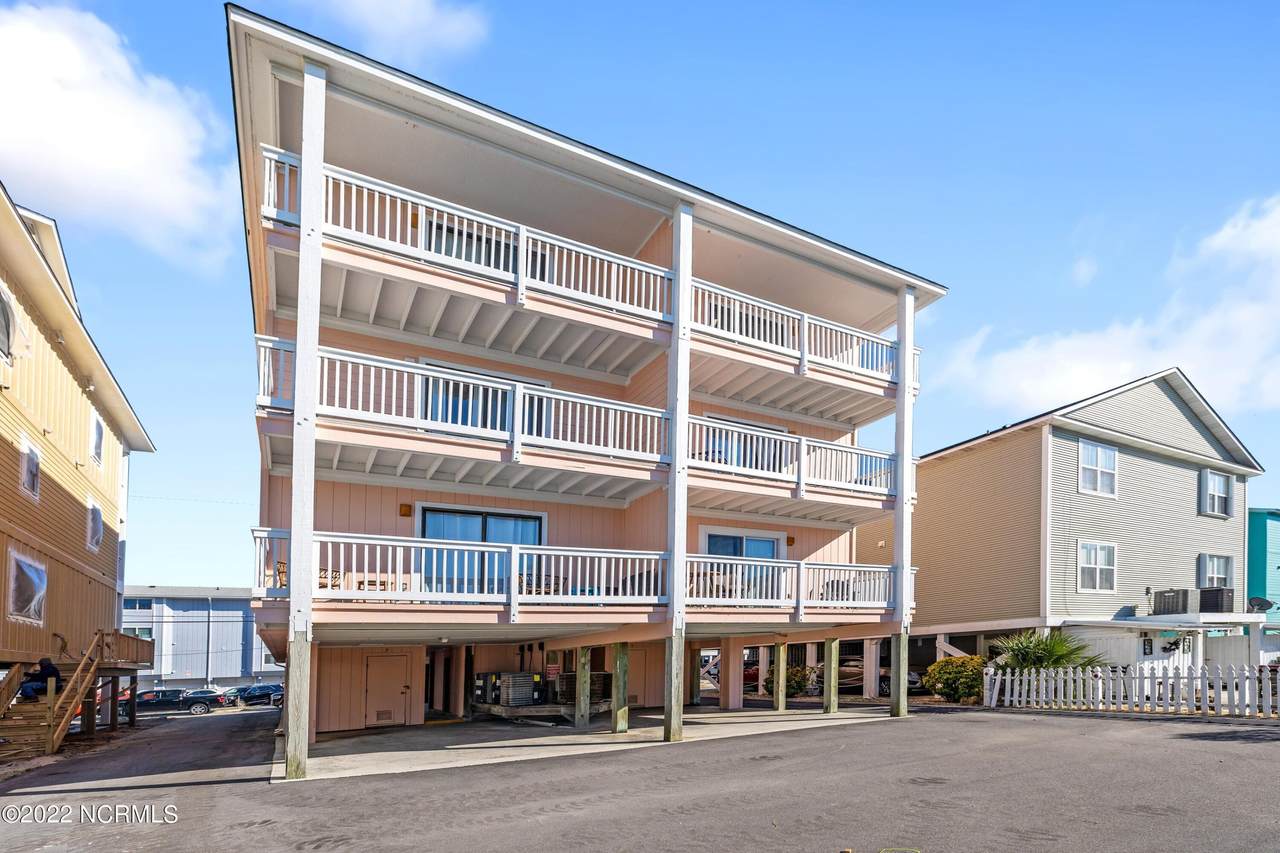 1609 Carolina Beach Avenue - Photo 1