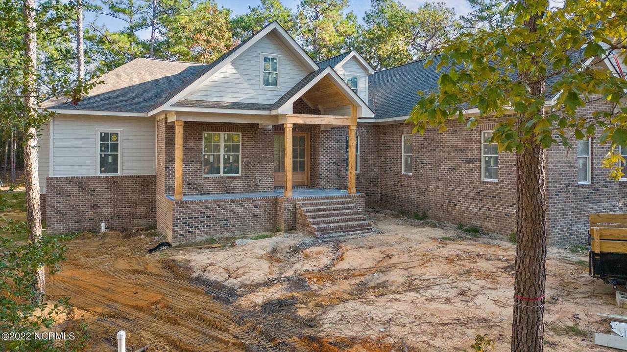 30 Elkton Drive - Photo 1