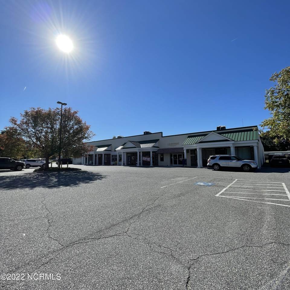 701 Broad Street - Photo 1