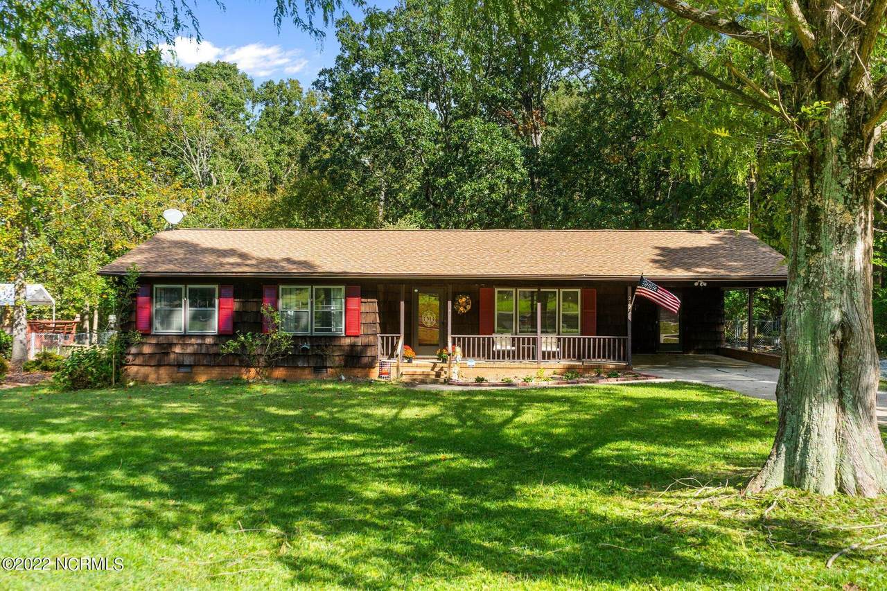 212 Pine Street - Photo 1