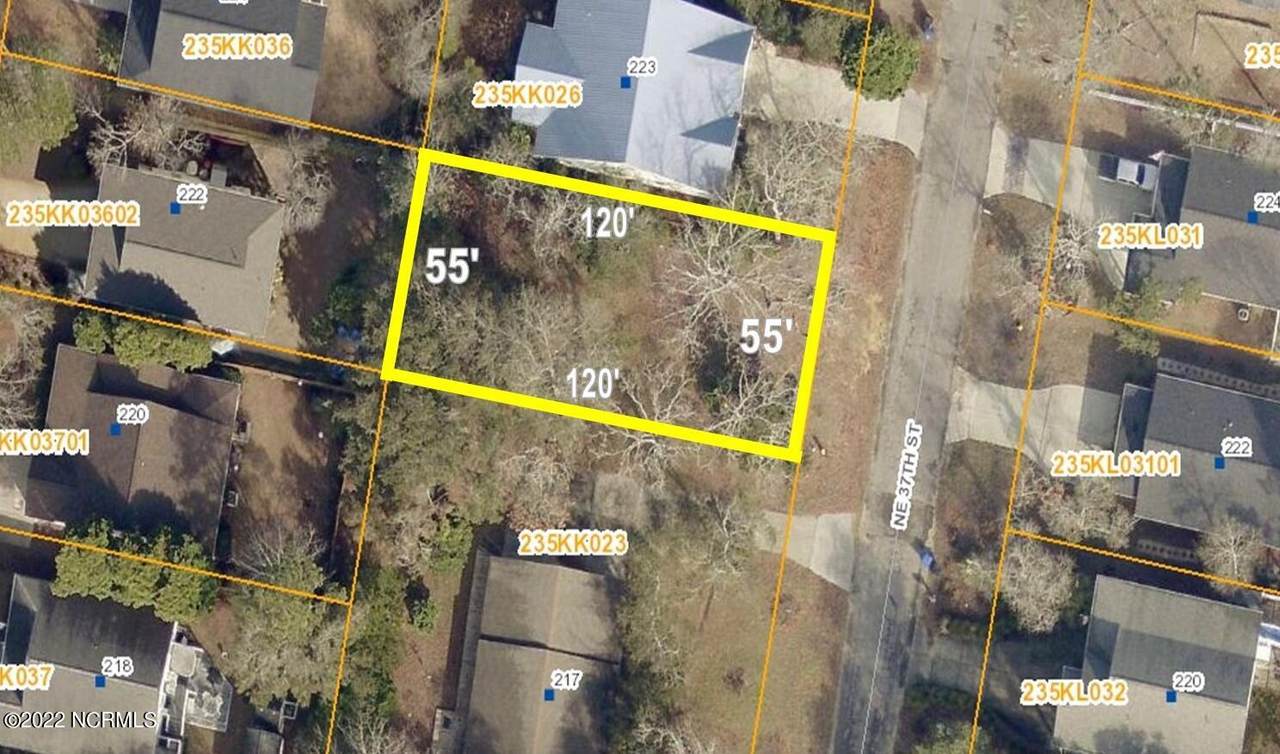 221 37th Street - Photo 1