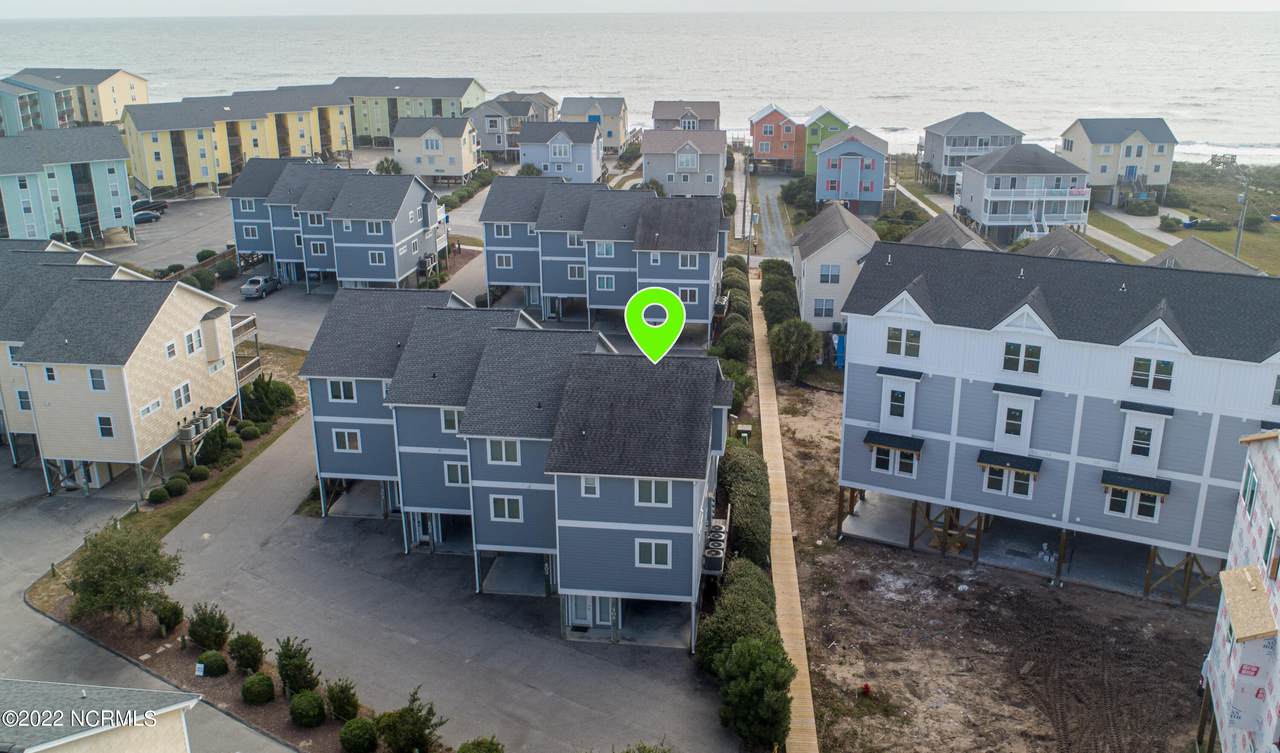 404 Sandpiper Lane - Photo 1