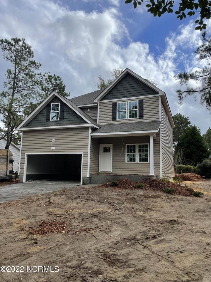 180 Adams Circle - Photo 1