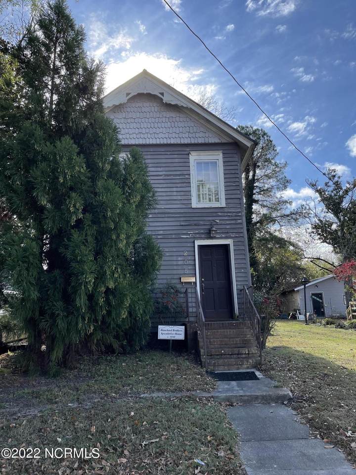 205 Grubb Street - Photo 1