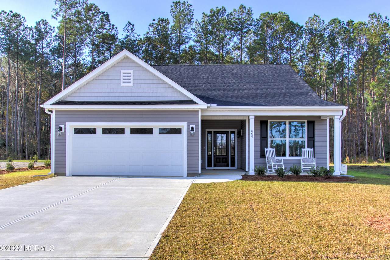 432 Eden Drive - Photo 1