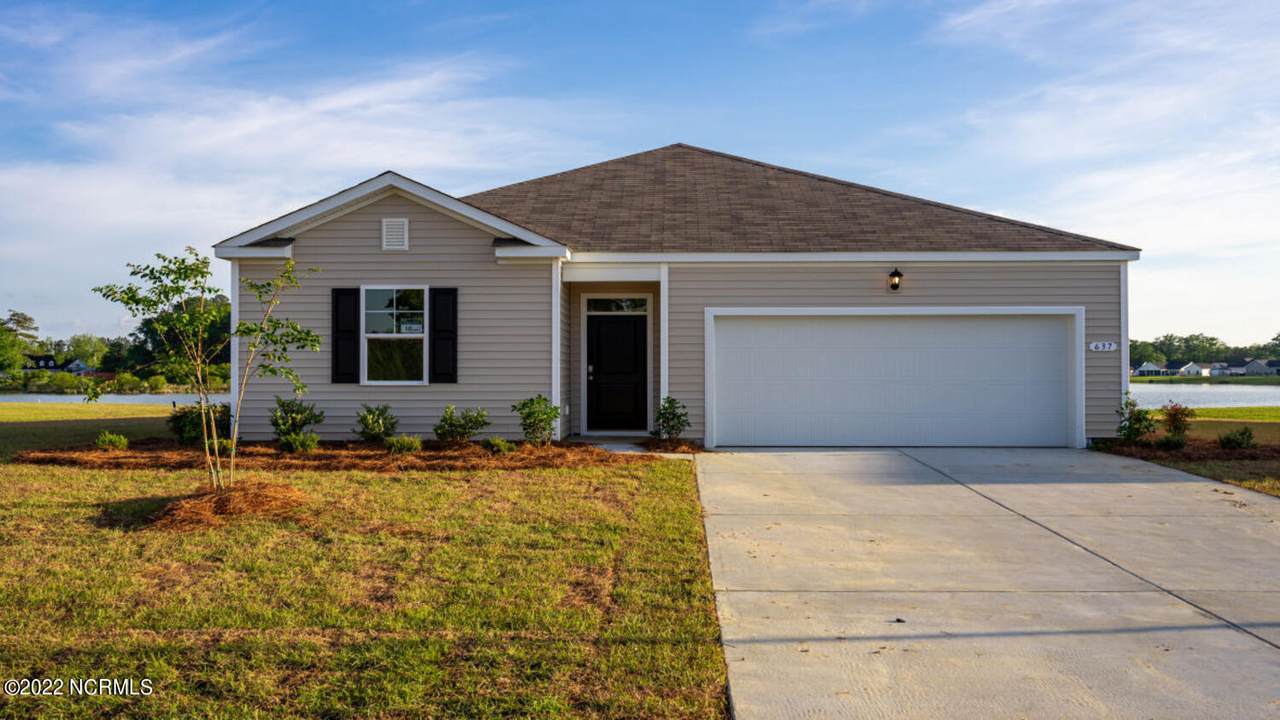 138 Bur Oaks Boulevard - Photo 1