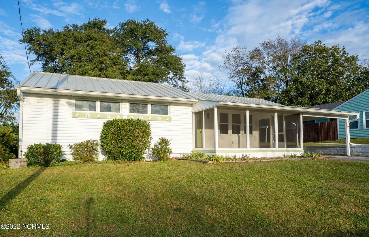 610 Spring Street - Photo 1
