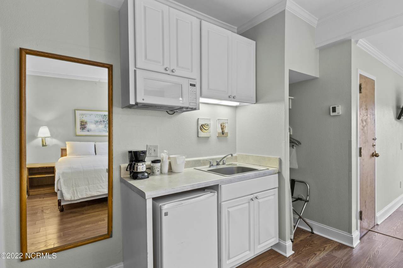 602 Fort Macon Road - Photo 1