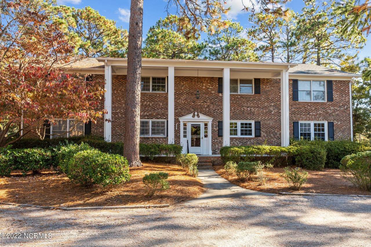 325 Driftwood Circle - Photo 1