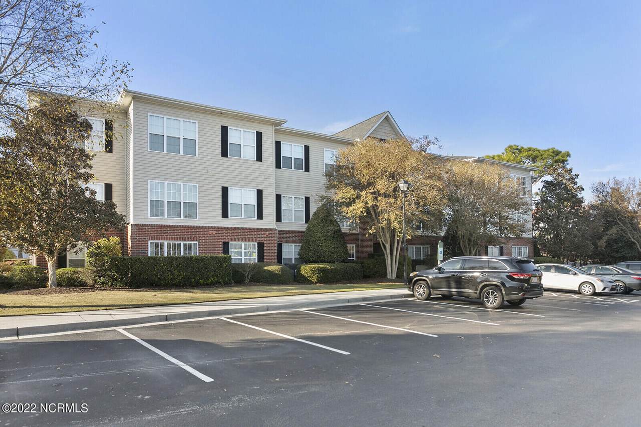 1521 Cadfel Court - Photo 1