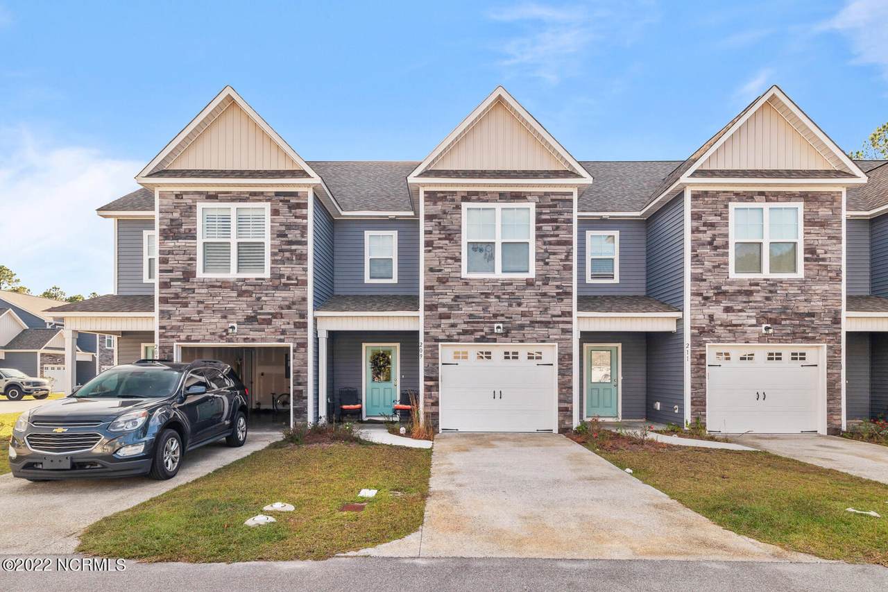 209 Stingray Lane - Photo 1