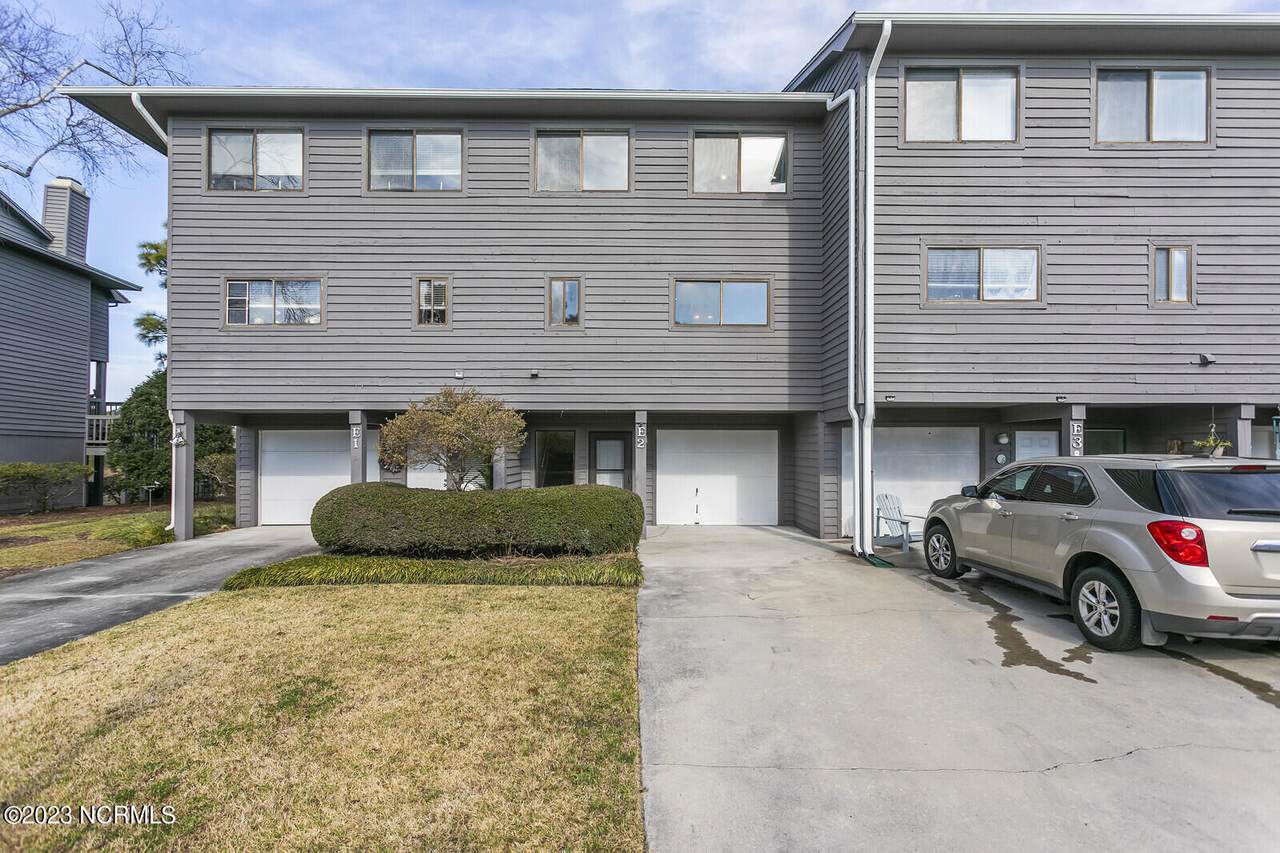 610 Linksider Drive - Photo 1