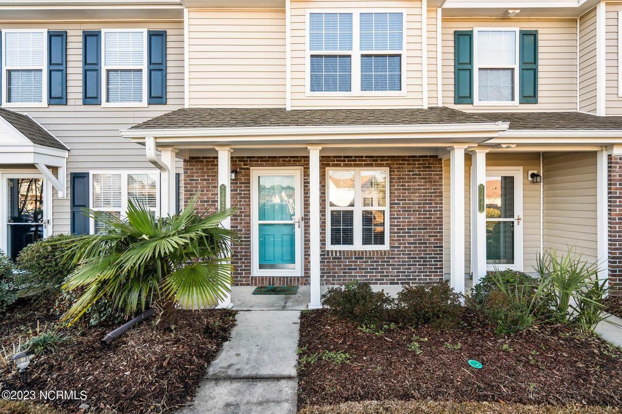 3039 Cedar Creek Lane - Photo 1