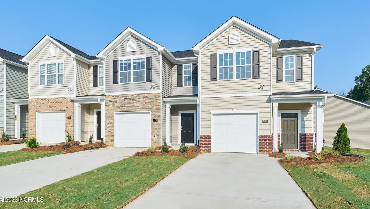 1400 Gracie Lane - Photo 1