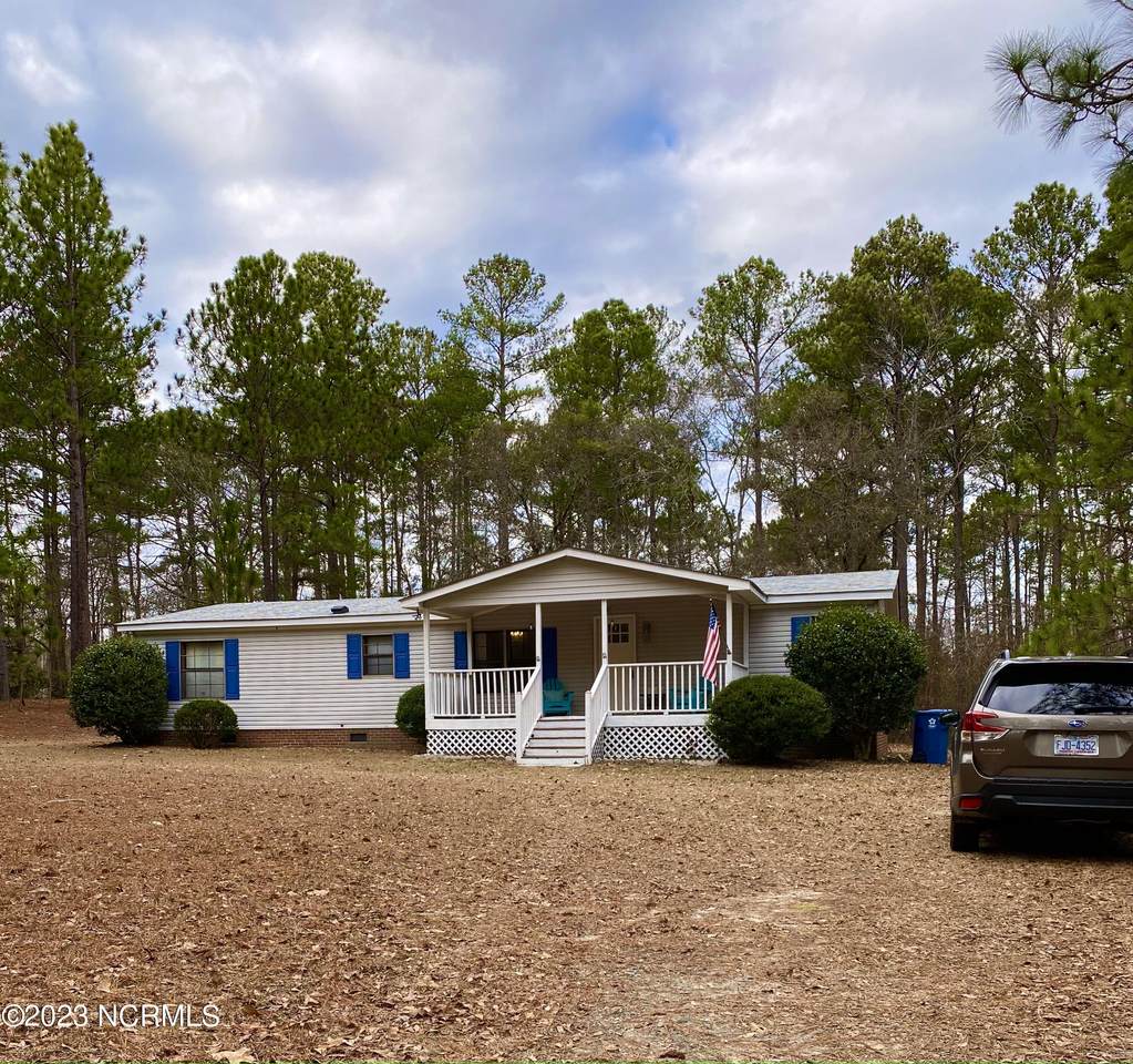 196 Westview Road - Photo 1