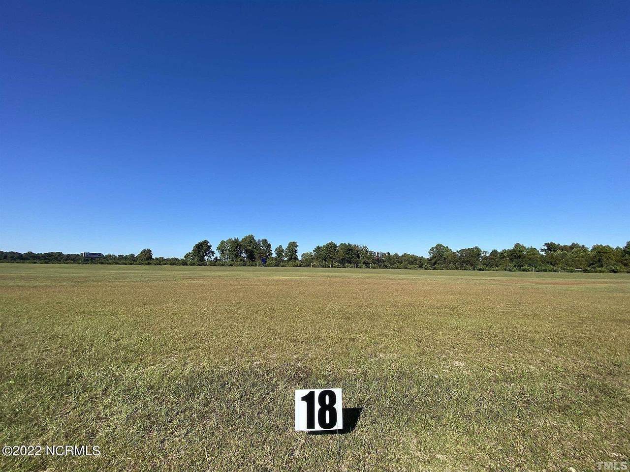 209 Stonewood Drive - Photo 1